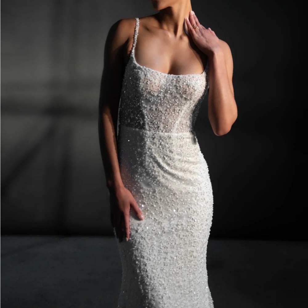 Martina Liana 1814 (ML 1814) Wedding Dress - Picture 2 of 10